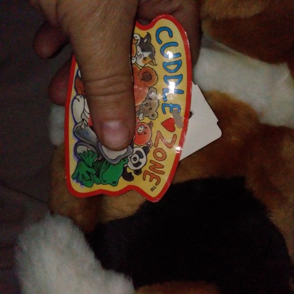 Beagle Realistic Dog, Stuffed Animal, Cuddle toy. Original tags, Childhood frien - Picture 2 of 4